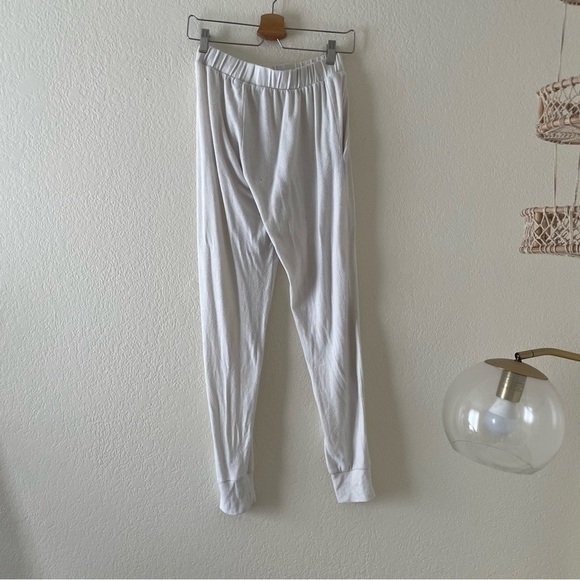 Flora Nikrooz Joggers - Picture 2 of 4